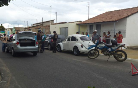 Táxi atropela idosa no Bairro Patagônia