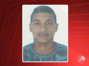 Jovem de 18 anos foi morto por PM após amigo anunciar assalto de mentira (Foto: Reprodução/TV Subaé)