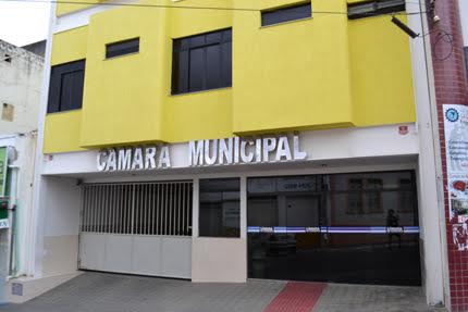 04d877ef-6b8b-469a-8e7c-93ea9723b0bc