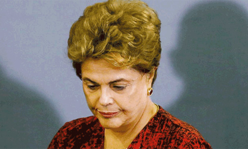 dilma afastada