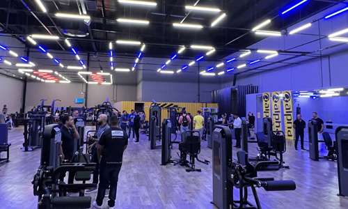 Notícia - Rede Alpha Fitness inova no lockdown, com ALPHA ONFit - Se liga  no